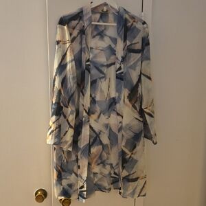 Laura Size 18 Abstract Blue and White Women's Open Cardigan Lightweight